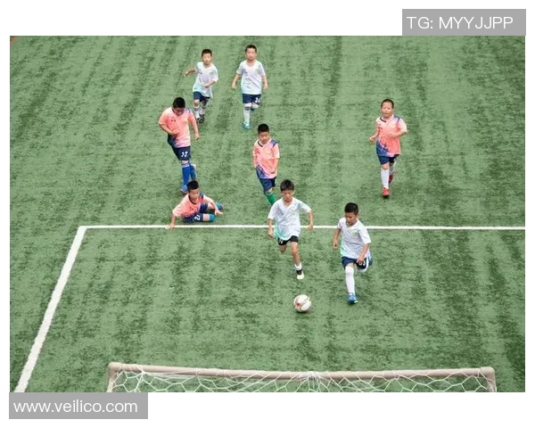 足球场上的哥哥们谁是你心目中最闪耀的明星球员