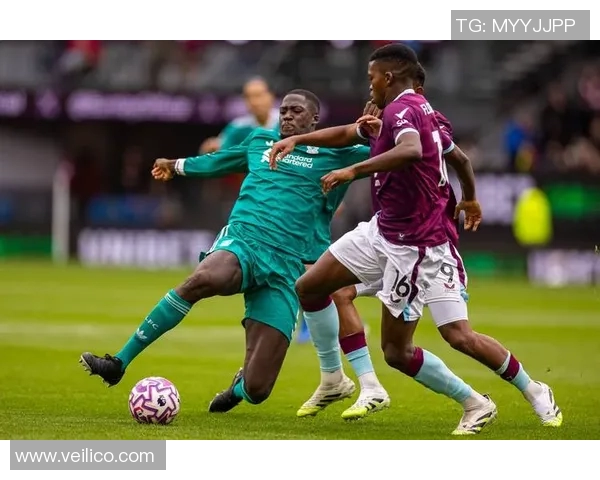 利物浦主场迎战伯恩利全力争胜精彩对决即将上演 利物浦主场迎战伯恩利全力争胜精彩对决即将上演